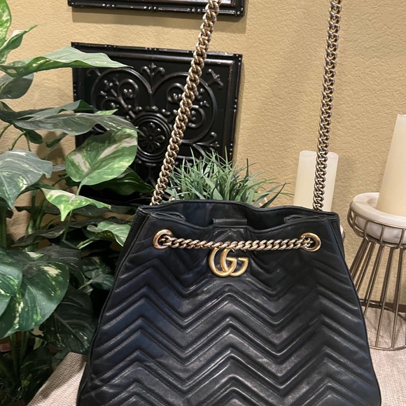 SOLD Gucci black Marmont handbag shoulder bag large chain strap - Picture 5 of 15